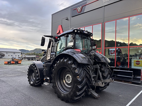 Valtra Q305 2023, kr 2 069 000,-