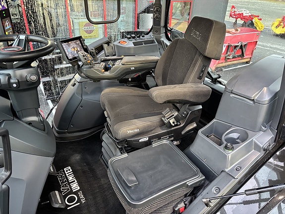Valtra Q305 2023, kr 2 069 000,-