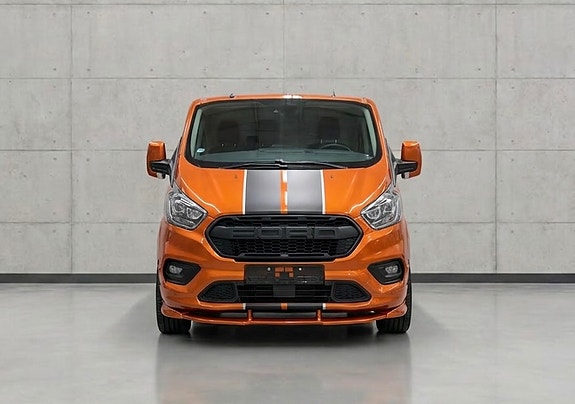 Ford Transit Custom 2 of 28