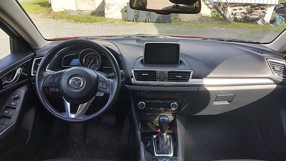 Mazda 3 11 of 19