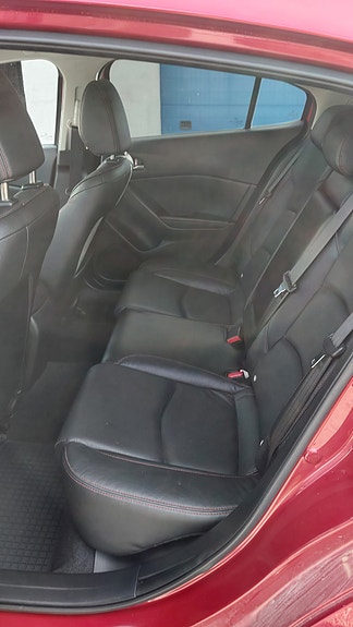 Mazda 3 12 of 19