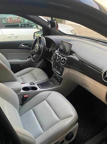 Mercedes-Benz B-Electric 8 of 16