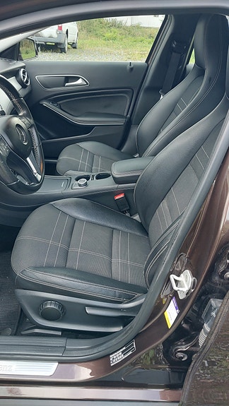 Mercedes-Benz GLA220 d 16 of 16