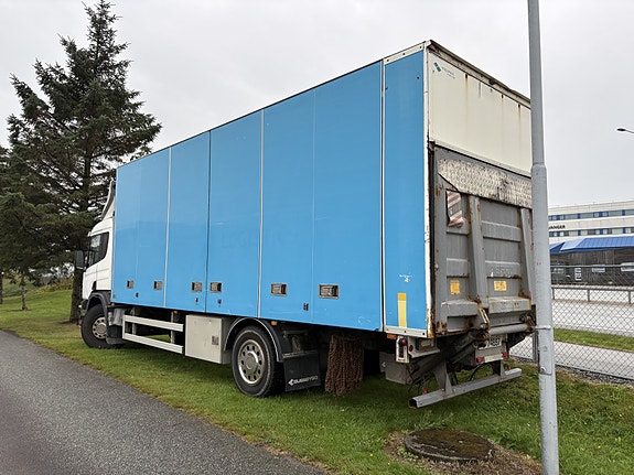 Scania P94 - 260 3 of 7