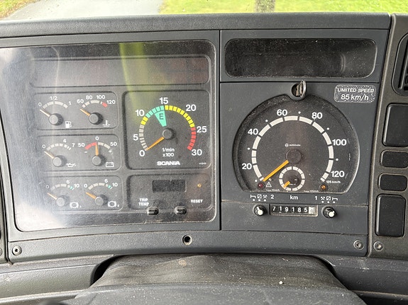 Scania P94 - 260 5 of 7