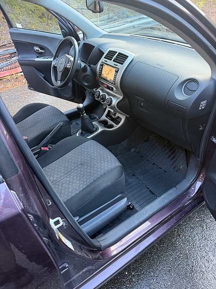 Toyota Urban Cruiser 8 of 21