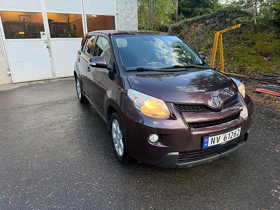 Toyota Urban Cruiser 6 of 21