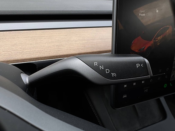 Tesla Model 3 17 of 20