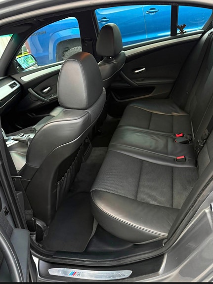 BMW 525d 24 of 30