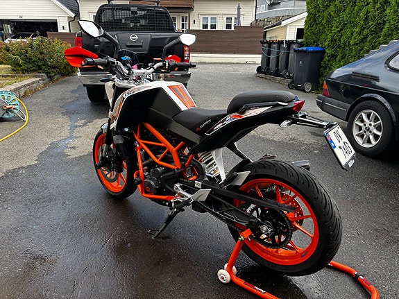 KTM 390 Duke 2 of 8