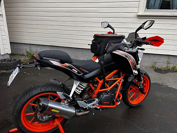 KTM 390 Duke 8 of 8