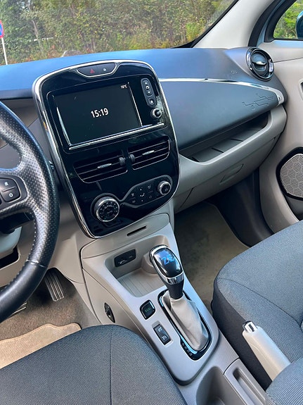 Renault Zoe 14 of 22