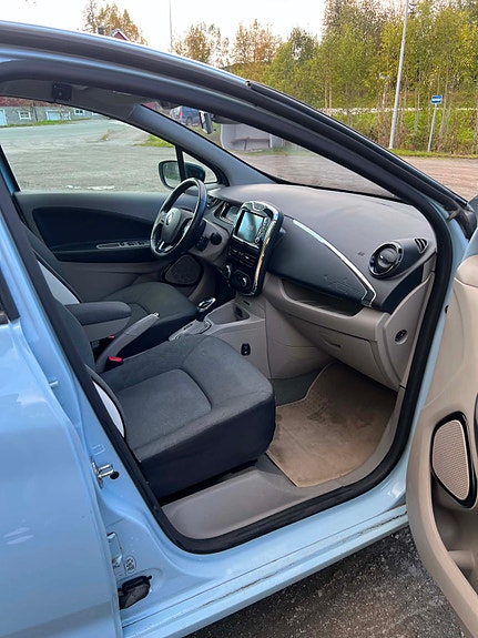 Renault Zoe 17 of 22