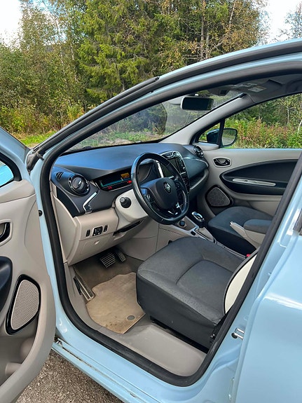 Renault Zoe 18 of 22