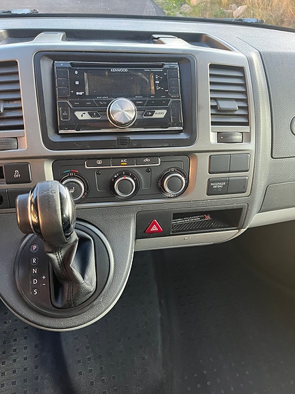 Volkswagen Transporter 17 of 24