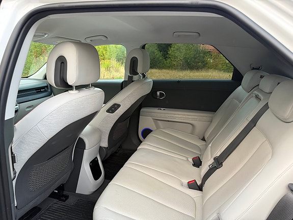 Hyundai Ioniq 5 10 of 17