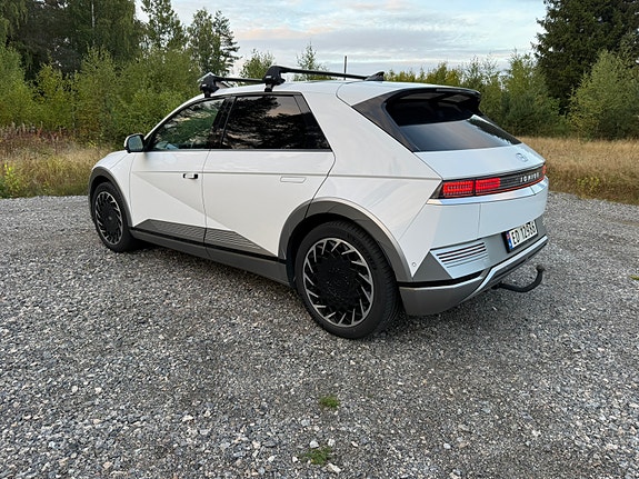Hyundai Ioniq 5 3 of 17