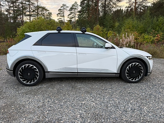 Hyundai Ioniq 5 6 of 17