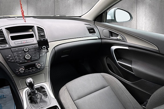Opel Insignia 15 of 15