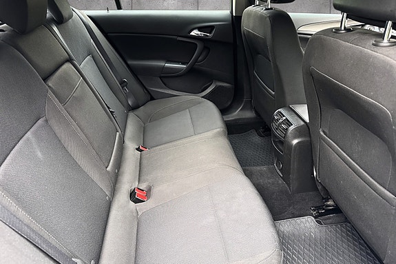 Opel Insignia 13 of 15