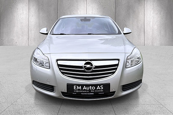 Opel Insignia 2 of 15