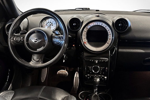 MINI Countryman-Serie 15 of 27