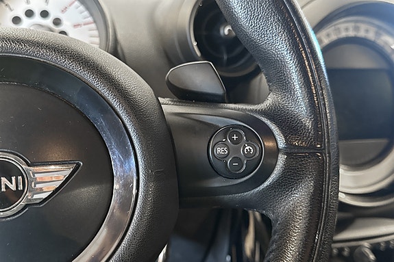 MINI Countryman-Serie 18 of 27