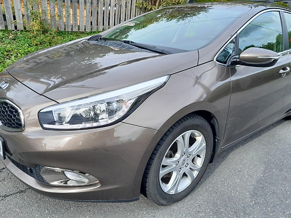 Kia Ceed 5 of 24