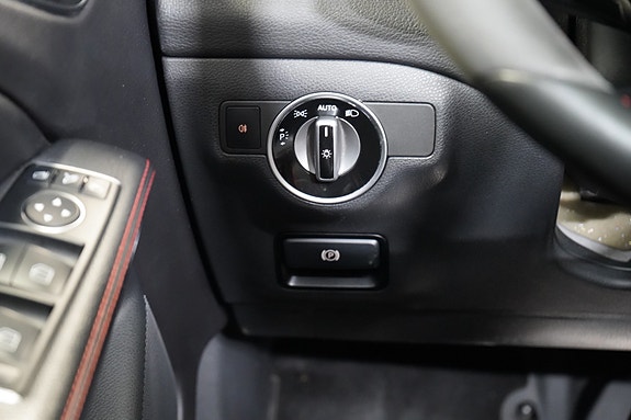 Mercedes-Benz GLA45 19 of 30