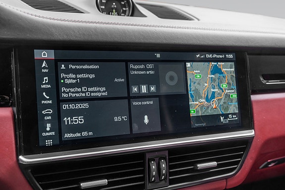 Porsche Cayenne 26 of 30