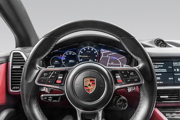 Porsche Cayenne 20 of 30