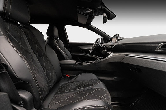 Peugeot 5008 23 of 30