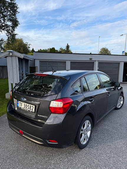 Subaru Impreza 2 of 30
