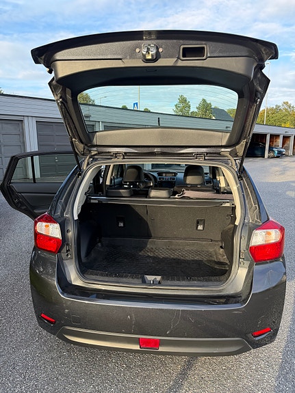 Subaru Impreza 5 of 30