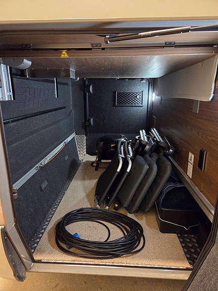 Hymer BML-I 790 Master Line, Hydr.støtteben 29 of 30