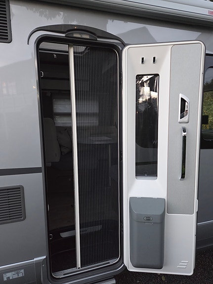 Hymer BML-I 790 Master Line, Hydr.støtteben 9 of 30