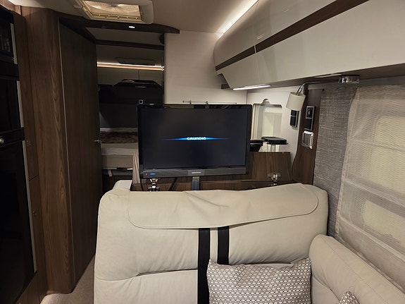 Hymer BML-I 790 Master Line, Hydr.støtteben 13 of 30