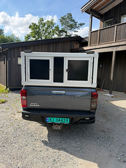 Isuzu D-max 4 of 4