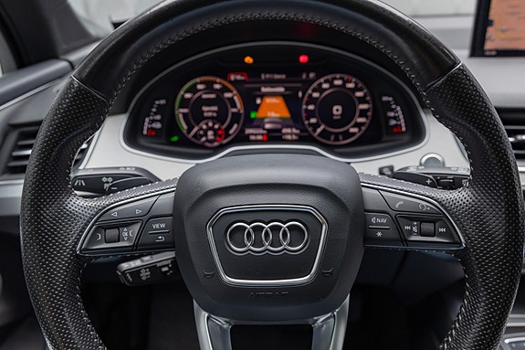Audi Q7 17 of 26