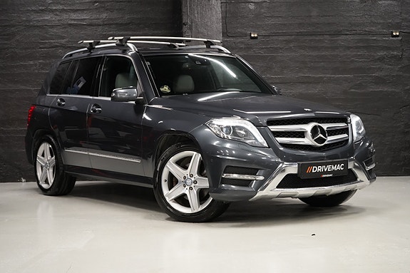 Mercedes-Benz GLK220 2 of 30