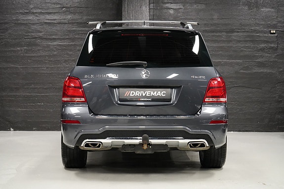 Mercedes-Benz GLK220 9 of 30