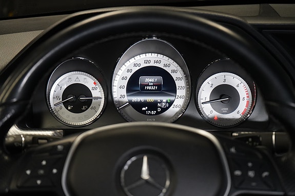 Mercedes-Benz GLK220 24 of 30
