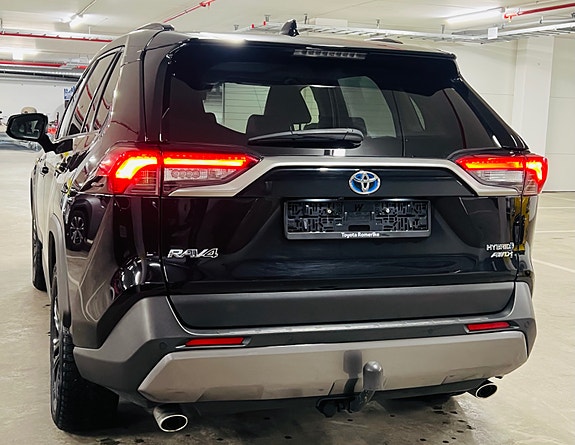 Toyota RAV4 16 of 30
