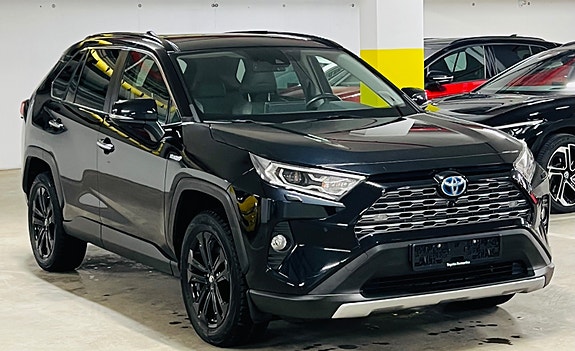 Toyota RAV4 5 of 30