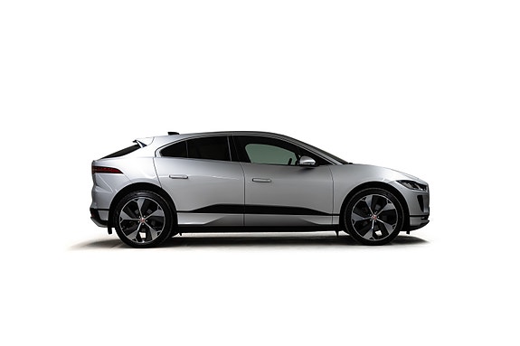 Jaguar I-PACE 12 of 30