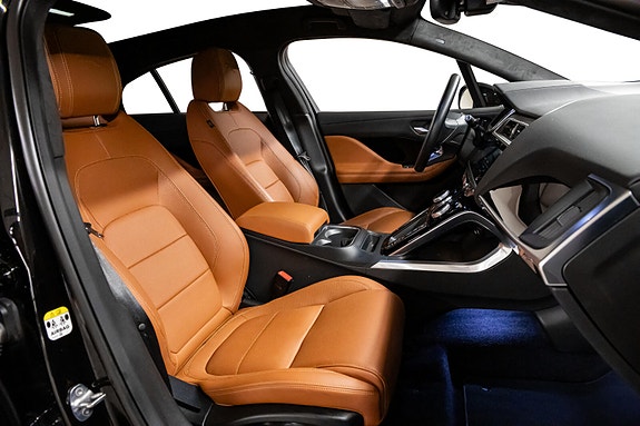 Jaguar I-PACE 28 of 30