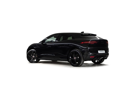 Jaguar I-PACE 17 of 30