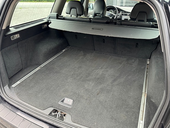 Volvo V70 9 of 15