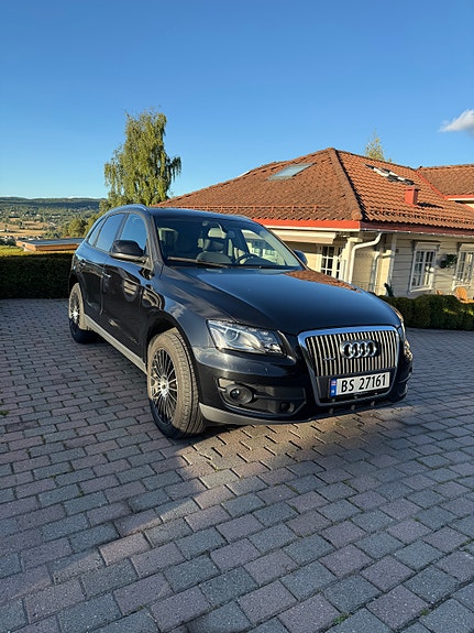 Audi Q5 2 of 30