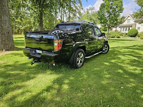 Honda Ridgeline 5 of 21